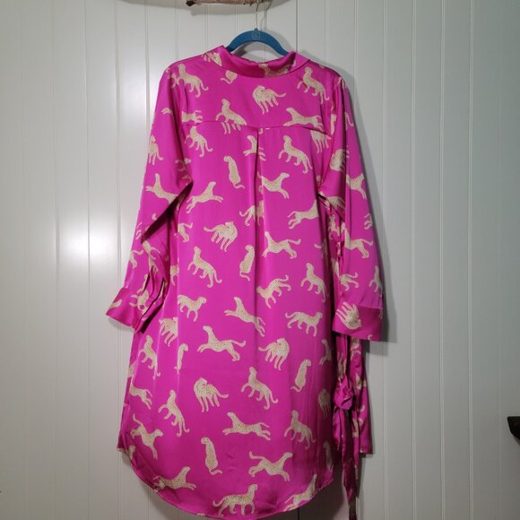 NWT Skies are Blue Curvy Pink Animal Cheetah Print Button Down Satin Shirt Dress - Picture 6 of 13